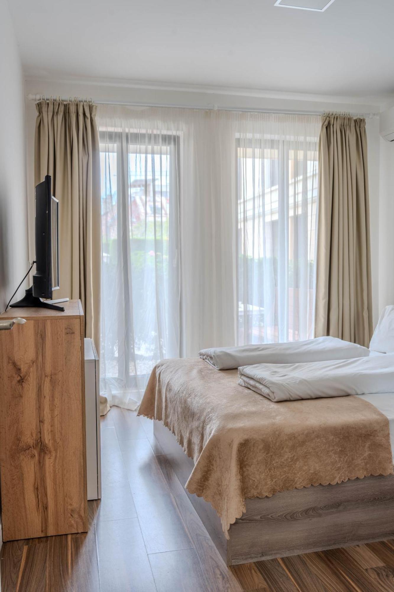 Apartment In Evargreen Complex With Terrace Varna Ngoại thất bức ảnh